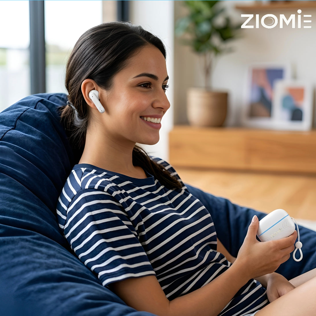 Ziome AIR True Wireless Earbuds with 72 Hours Standby Time, Deep Bass, Fast Charging & IPX4 Water Resistance  White